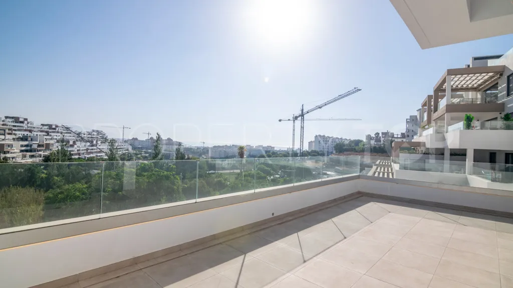 Apartamento en venta en Estepona Puerto