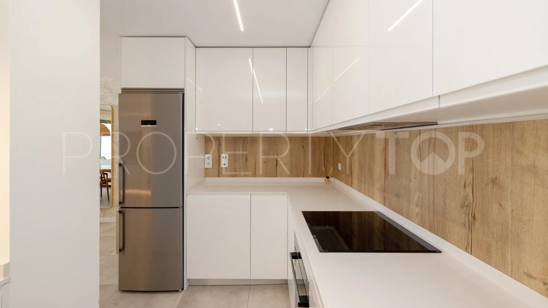 Apartamento en venta en Estepona Puerto