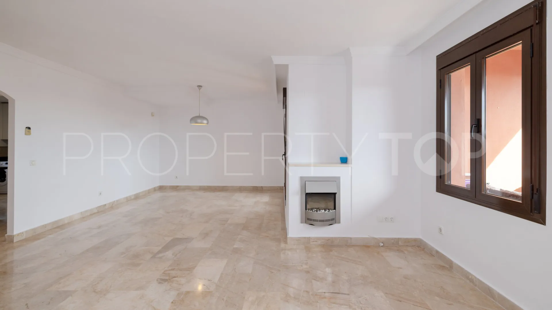 For sale apartment in Estepona Golf