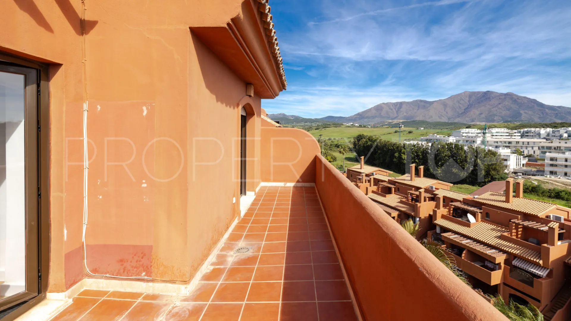 For sale apartment in Estepona Golf