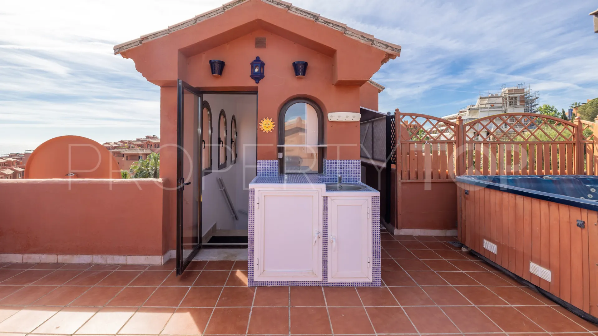 For sale apartment in Estepona Golf