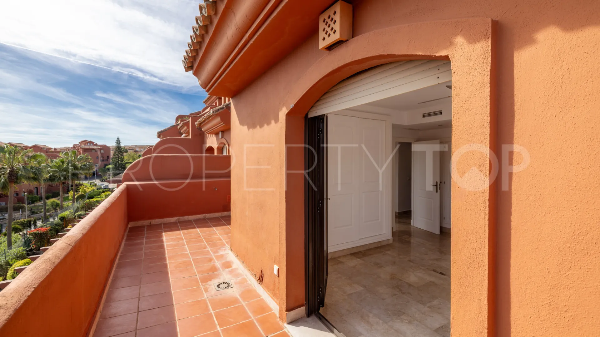 For sale apartment in Estepona Golf