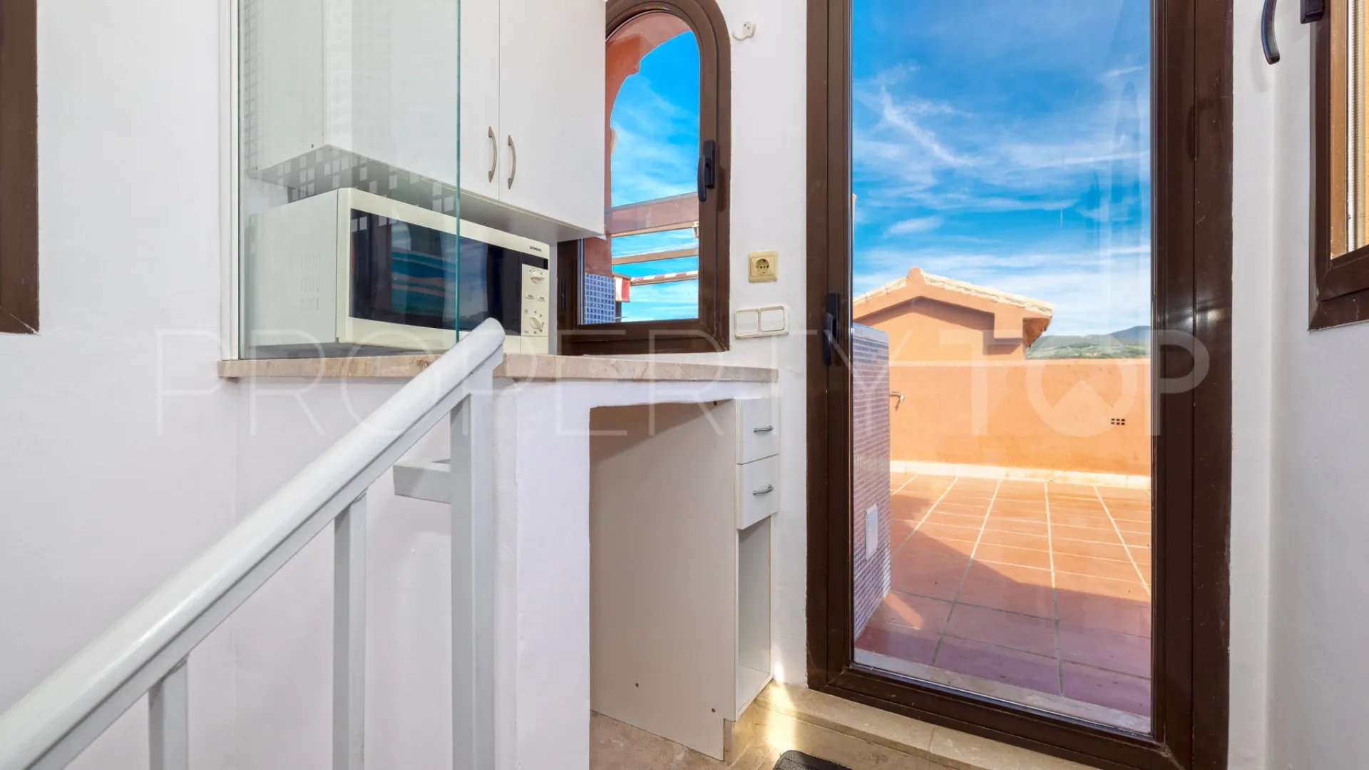 For sale apartment in Estepona Golf