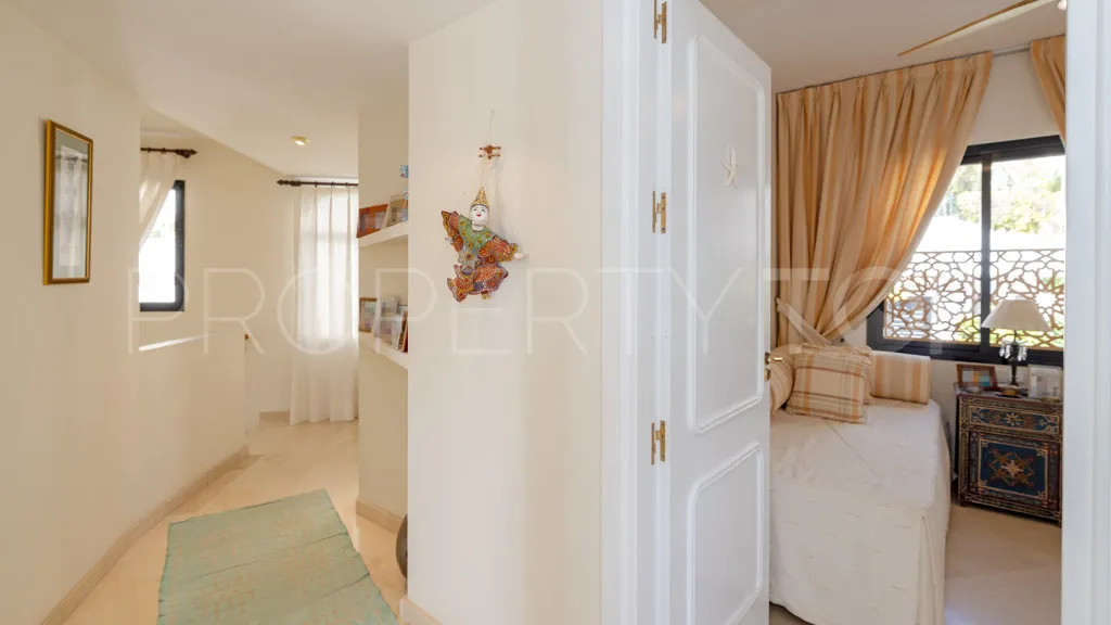 For sale Coto Real apartment with 3 bedrooms