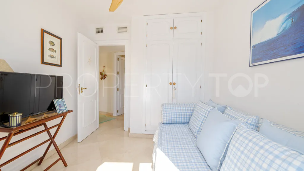 For sale Coto Real apartment with 3 bedrooms