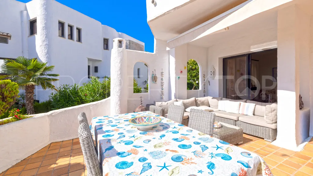 For sale Coto Real apartment with 3 bedrooms