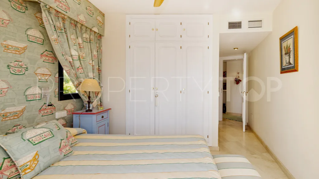 For sale Coto Real apartment with 3 bedrooms
