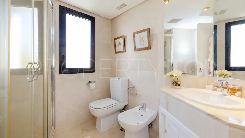 For sale Coto Real apartment with 3 bedrooms