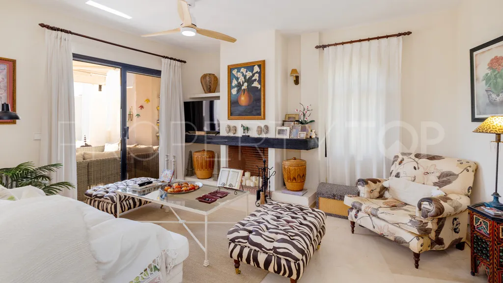 For sale Coto Real apartment with 3 bedrooms