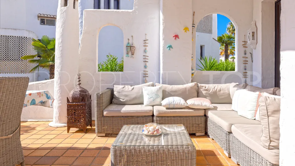 For sale Coto Real apartment with 3 bedrooms