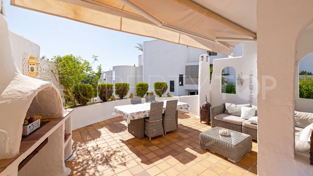 For sale Coto Real apartment with 3 bedrooms