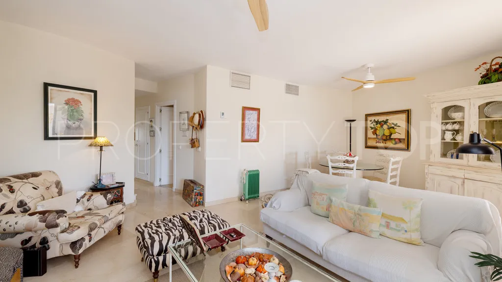 For sale Coto Real apartment with 3 bedrooms
