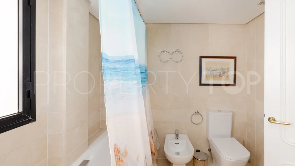 For sale Coto Real apartment with 3 bedrooms