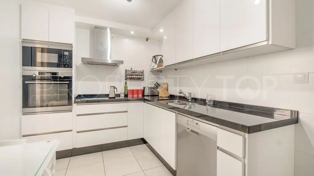 3 bedrooms apartment for sale in Nueva Andalucia