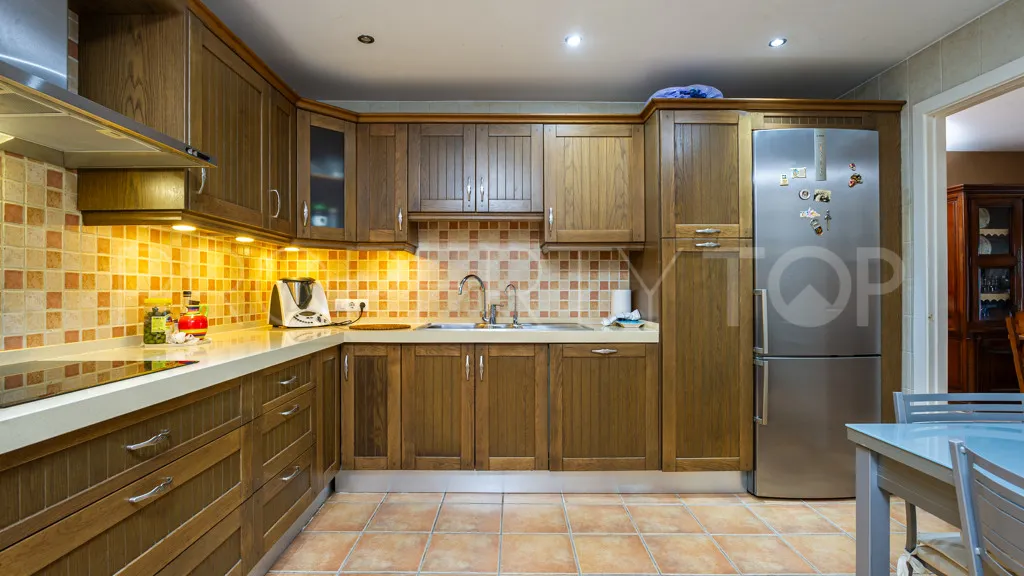 Apartamento en venta con 3 dormitorios en Nueva Andalucia