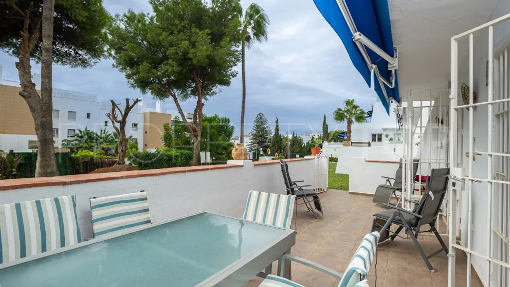 Apartamento en venta con 3 dormitorios en Nueva Andalucia