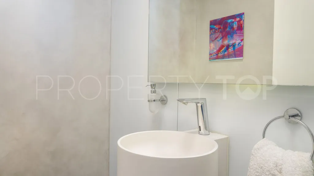 Local comercial en venta en Marbella - Puerto Banus