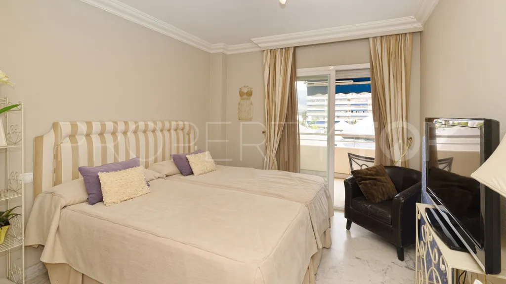 Apartamento en venta de 2 dormitorios en Marbella - Puerto Banus