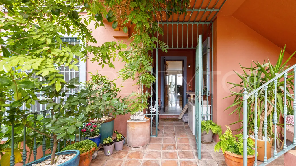 Se vende apartamento con 2 dormitorios en Benahavis
