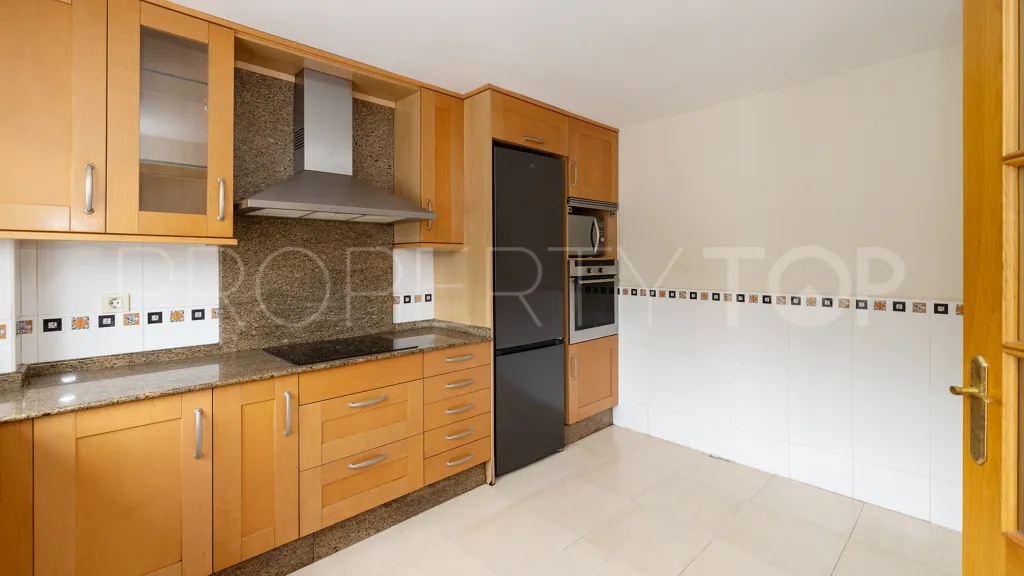 3 bedrooms Golden Mile chalet for sale