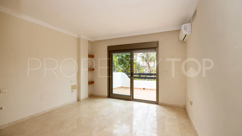 3 bedrooms Golden Mile chalet for sale
