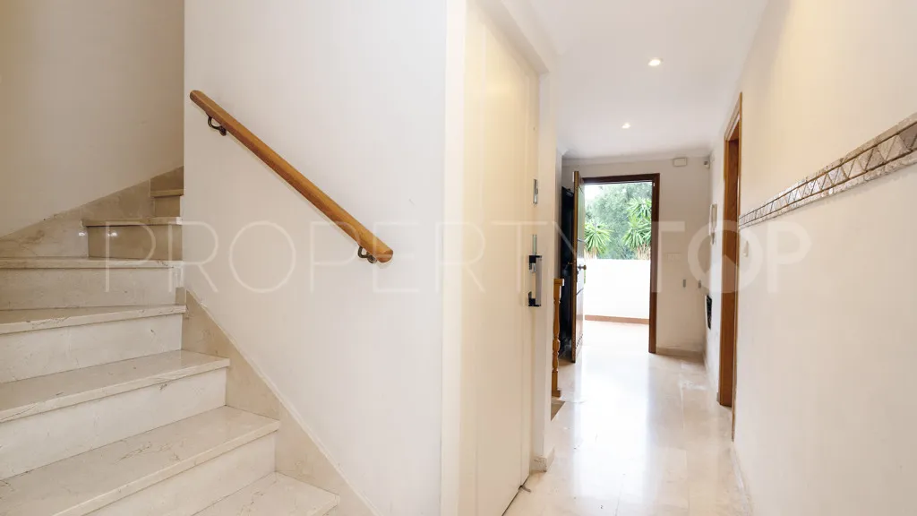 3 bedrooms Golden Mile chalet for sale