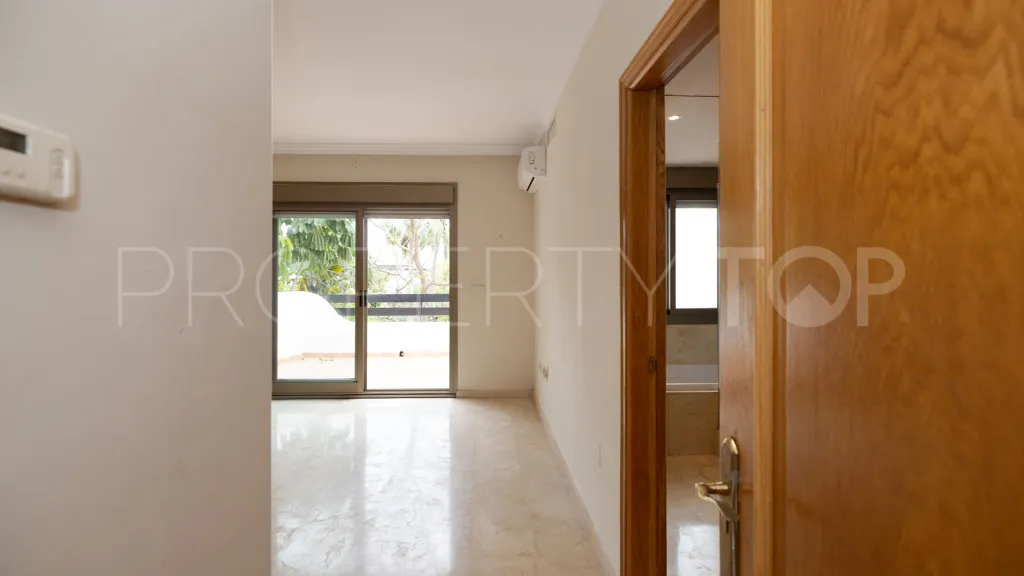 3 bedrooms Golden Mile chalet for sale