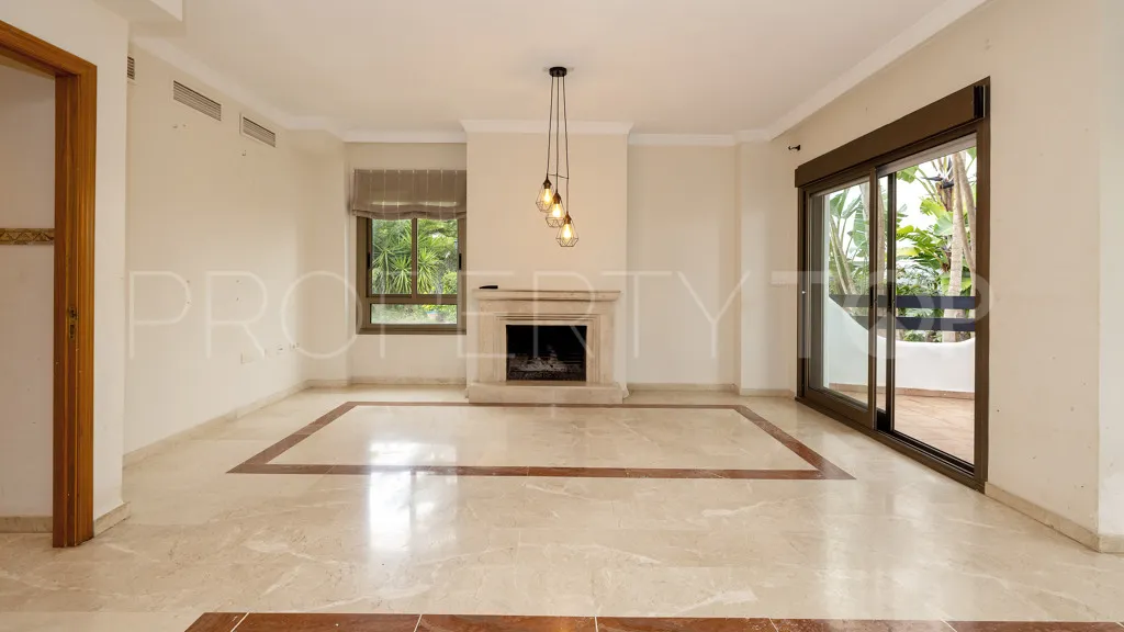 3 bedrooms Golden Mile chalet for sale