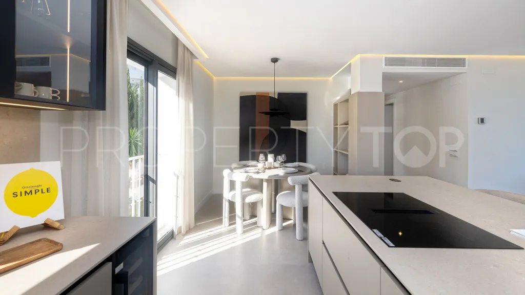 Apartamento en venta en Nueva Andalucia