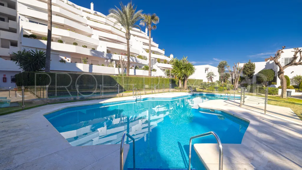 Apartamento en venta en Nueva Andalucia
