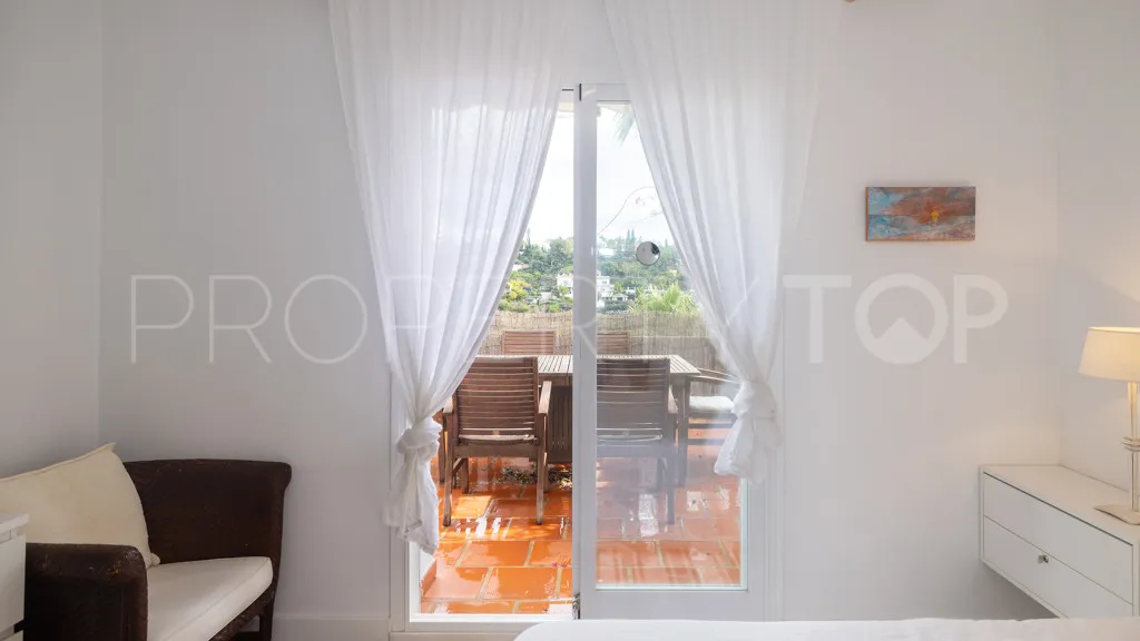 Se vende apartamento con 3 dormitorios en Benahavis