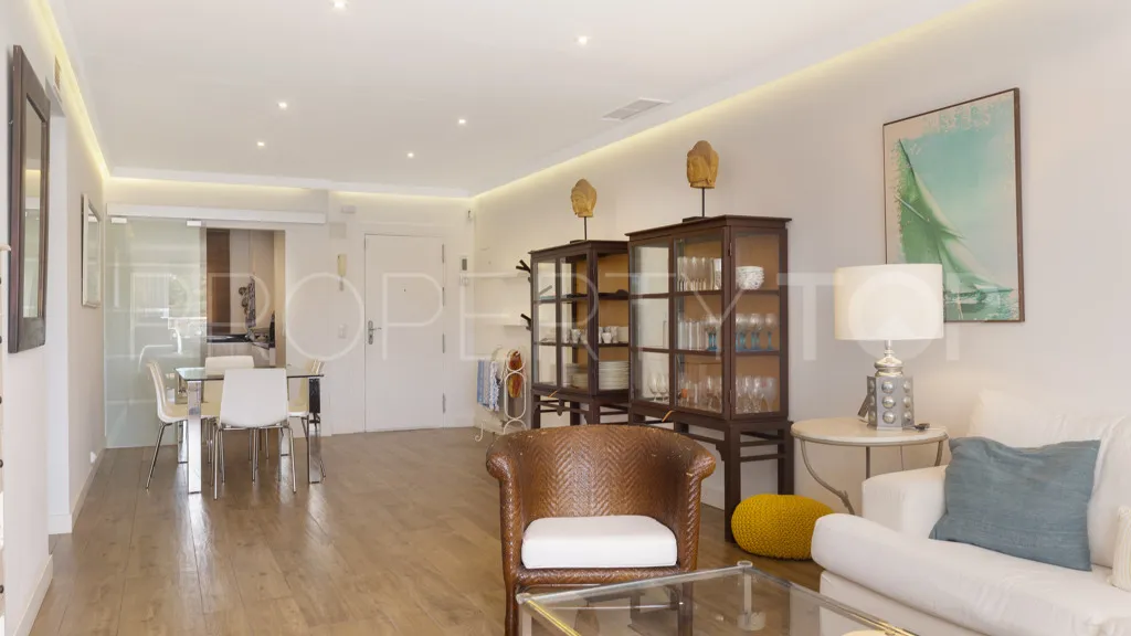 Se vende apartamento con 3 dormitorios en Benahavis