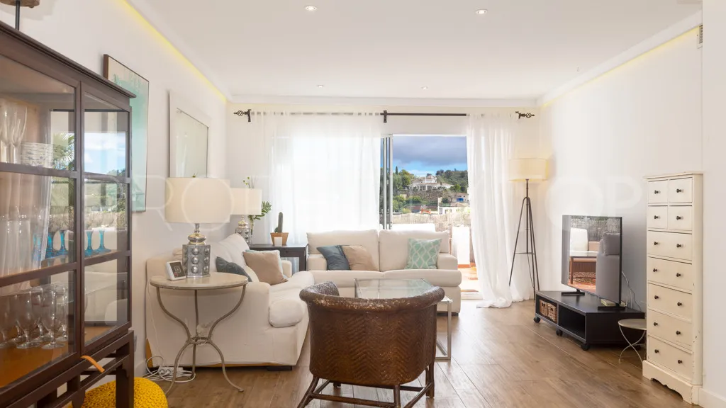 Se vende apartamento con 3 dormitorios en Benahavis