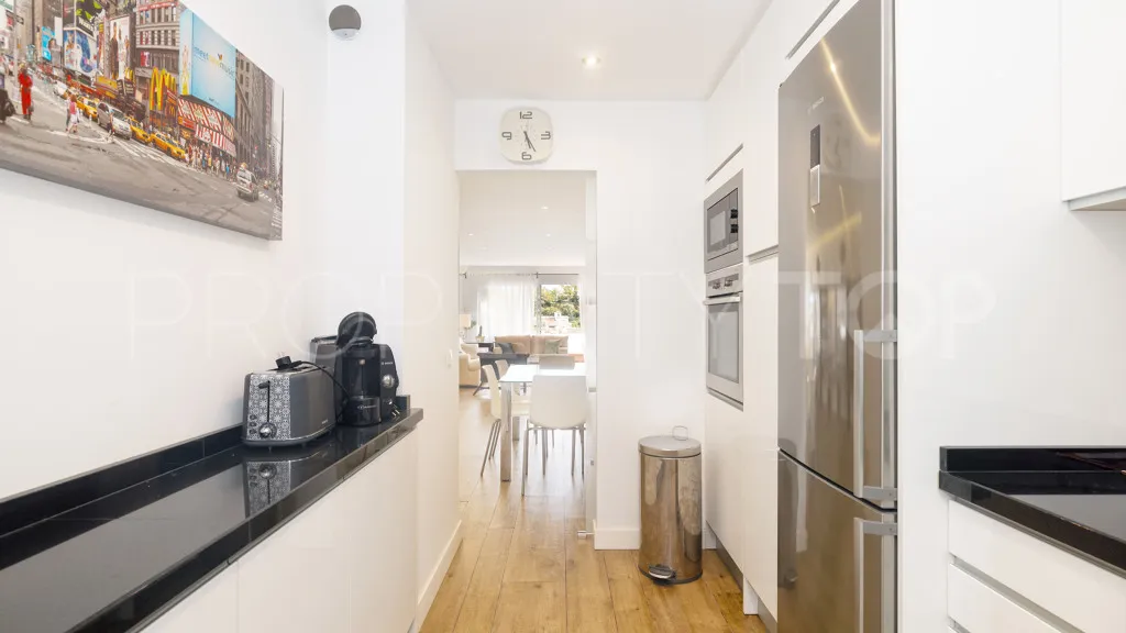 Se vende apartamento con 3 dormitorios en Benahavis