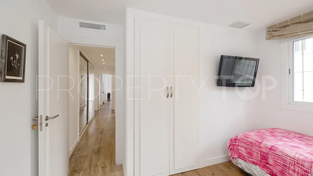 Se vende apartamento con 3 dormitorios en Benahavis
