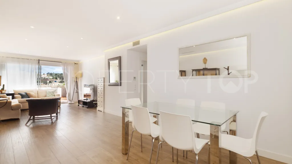 Se vende apartamento con 3 dormitorios en Benahavis
