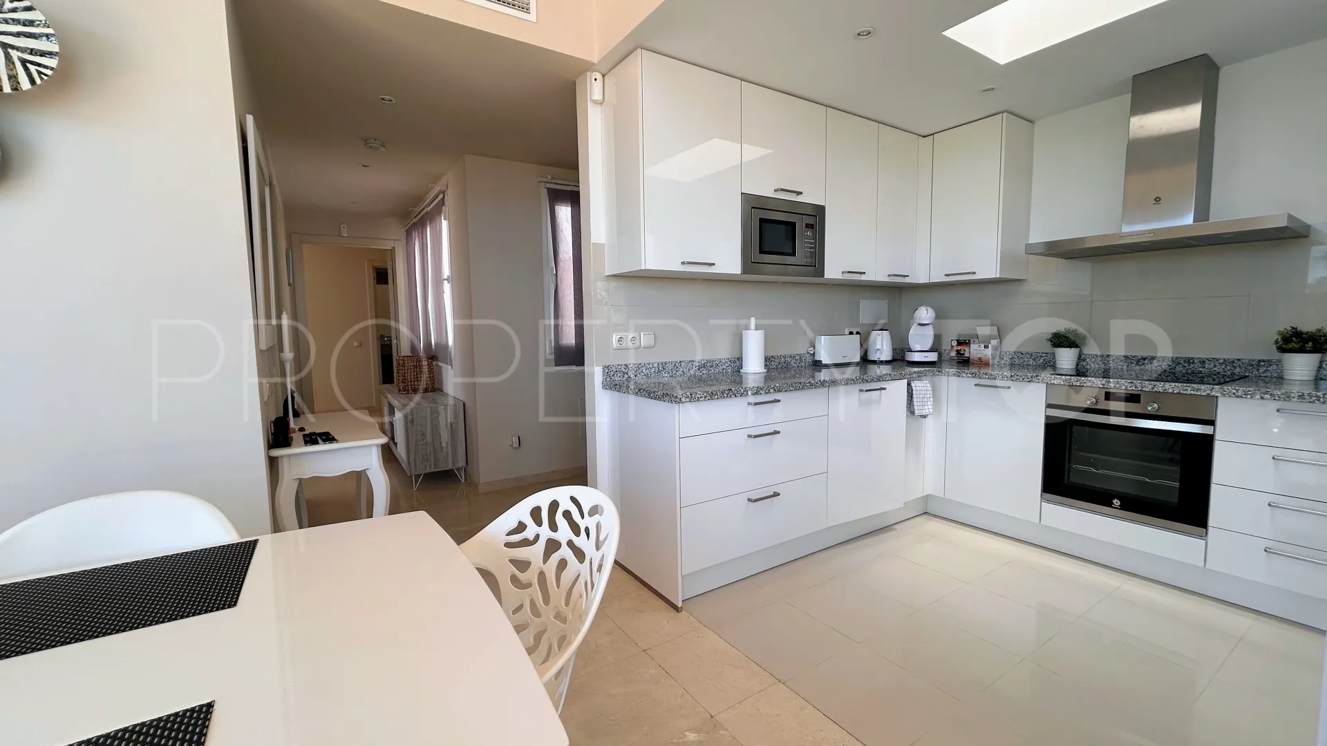 Ático en venta en Alcazaba Lagoon de 2 dormitorios