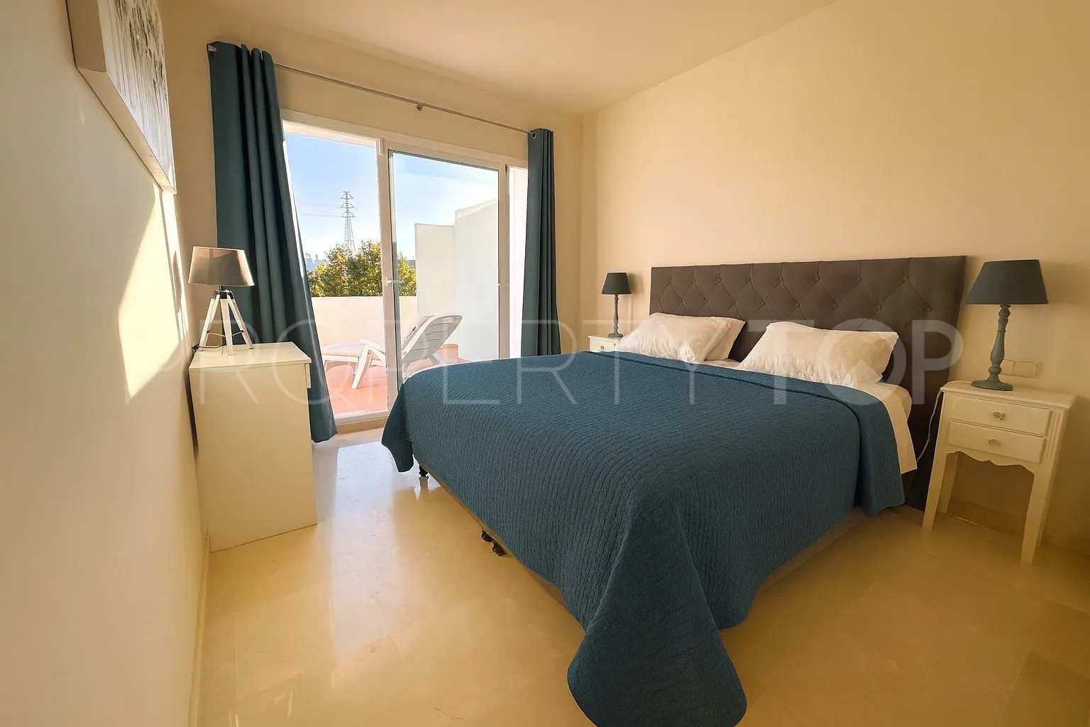 Ático en venta en Alcazaba Lagoon de 2 dormitorios