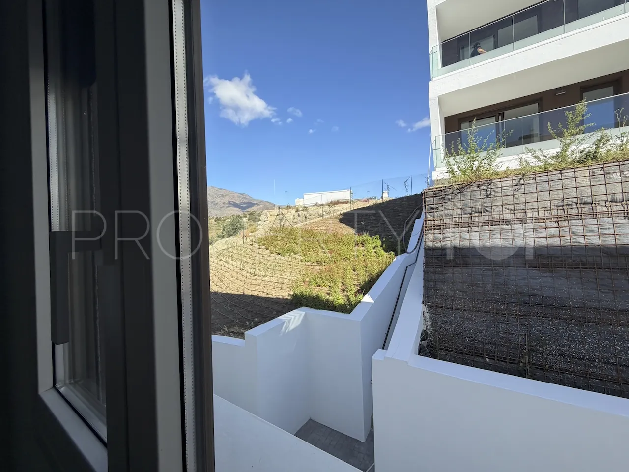 For sale apartment in Estepona Town with 3 bedrooms