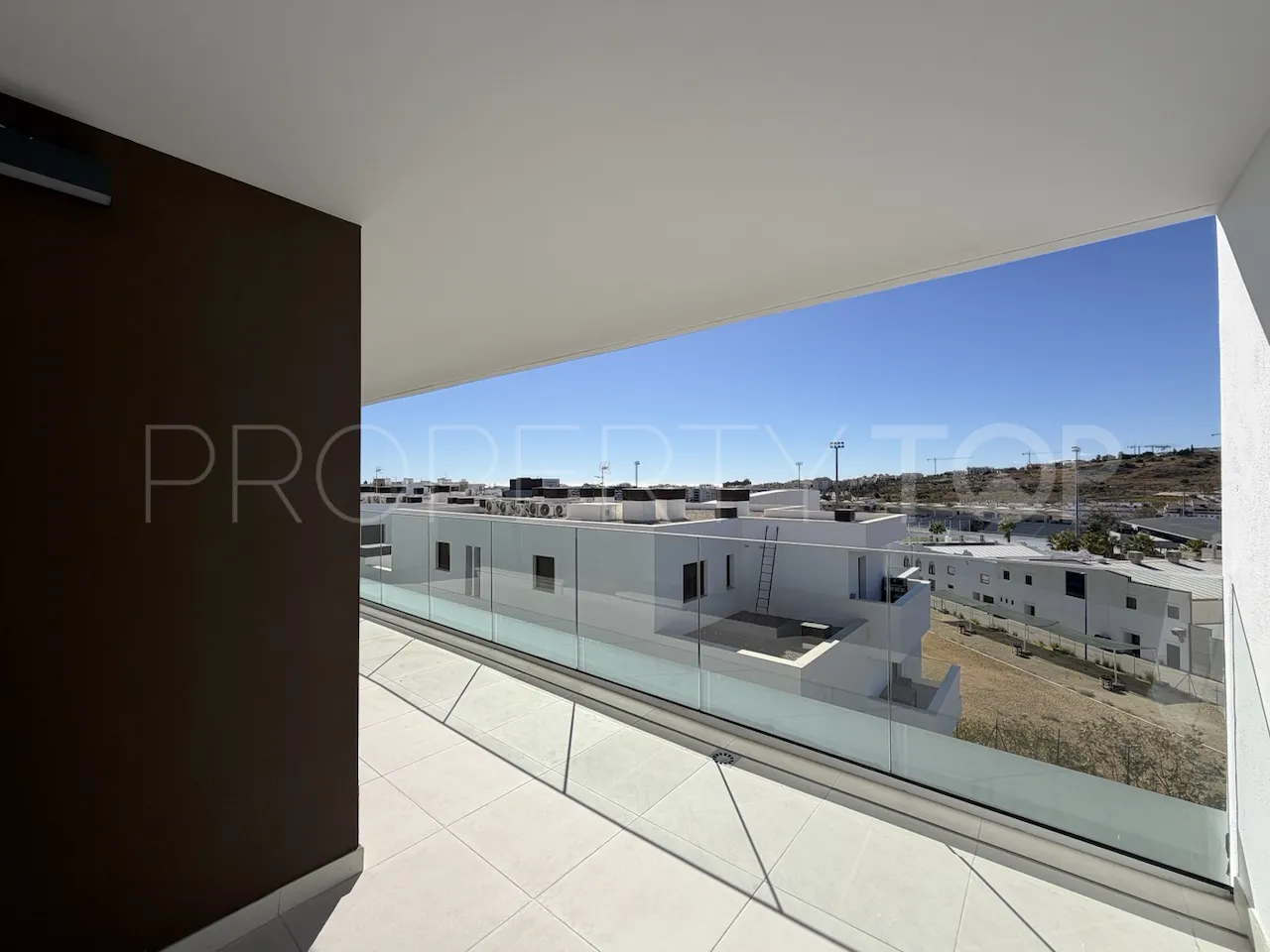 For sale apartment in Estepona Town with 3 bedrooms