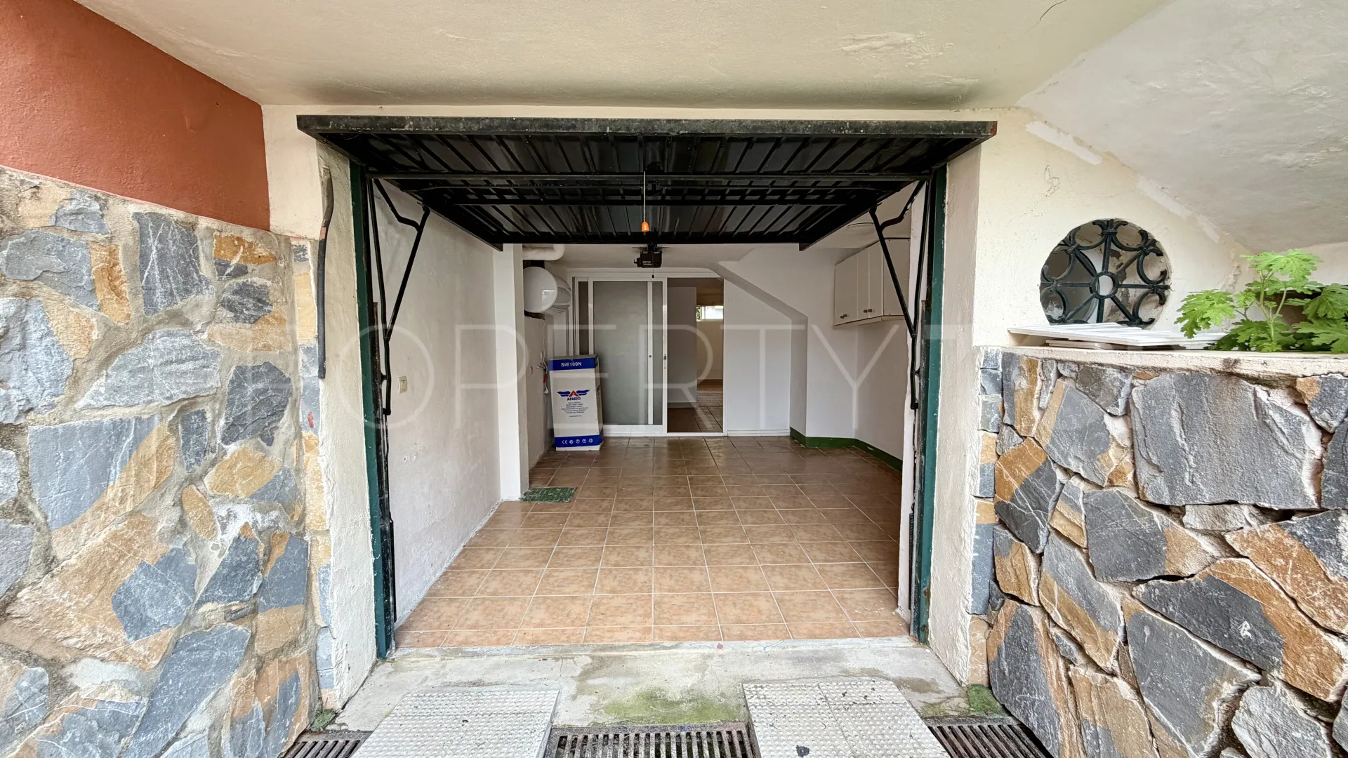 2 bedrooms town house in Garden Beach for sale