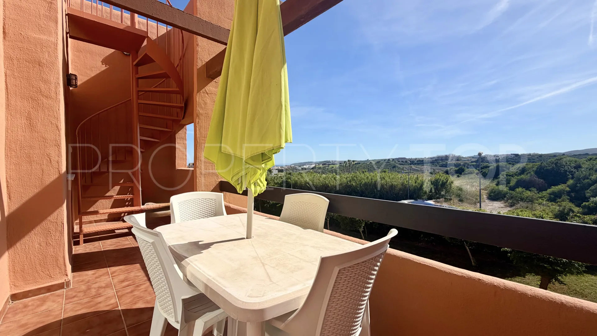 Comprar atico duplex en Casares del Sol - Casares Golf de 2 dormitorios