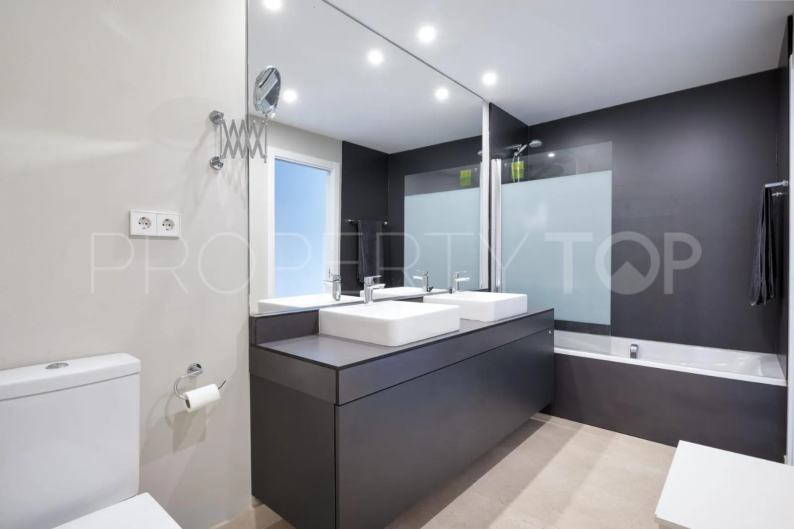 Selwo ground floor apartment for sale