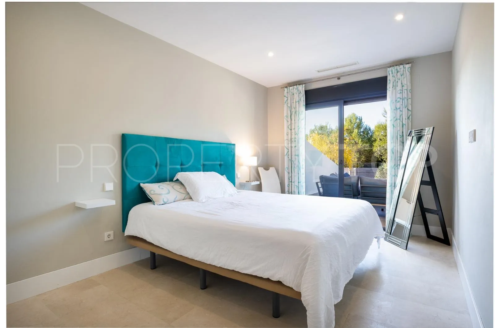 Selwo ground floor apartment for sale