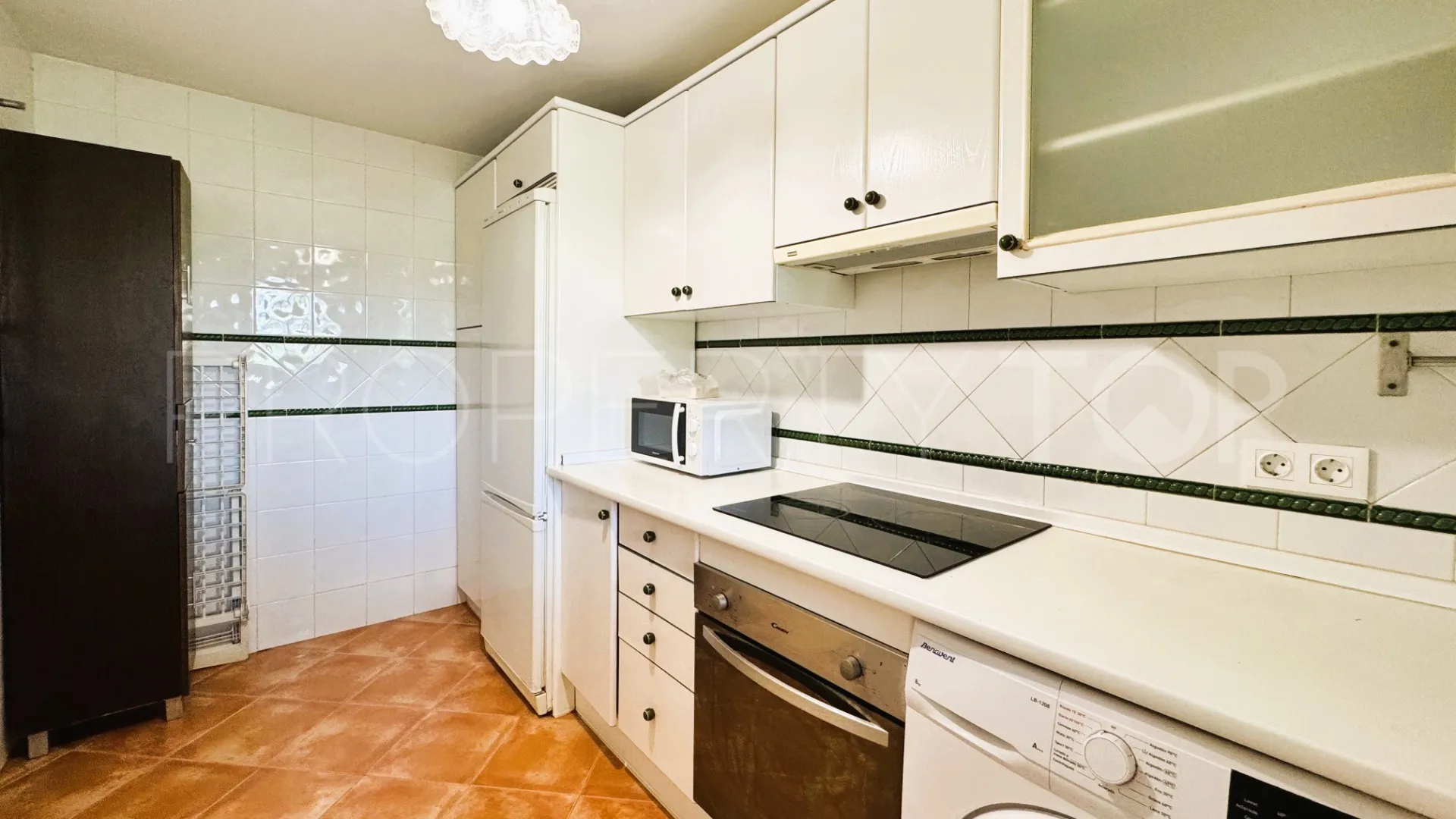 Marina de Casares, apartamento en venta con 2 dormitorios