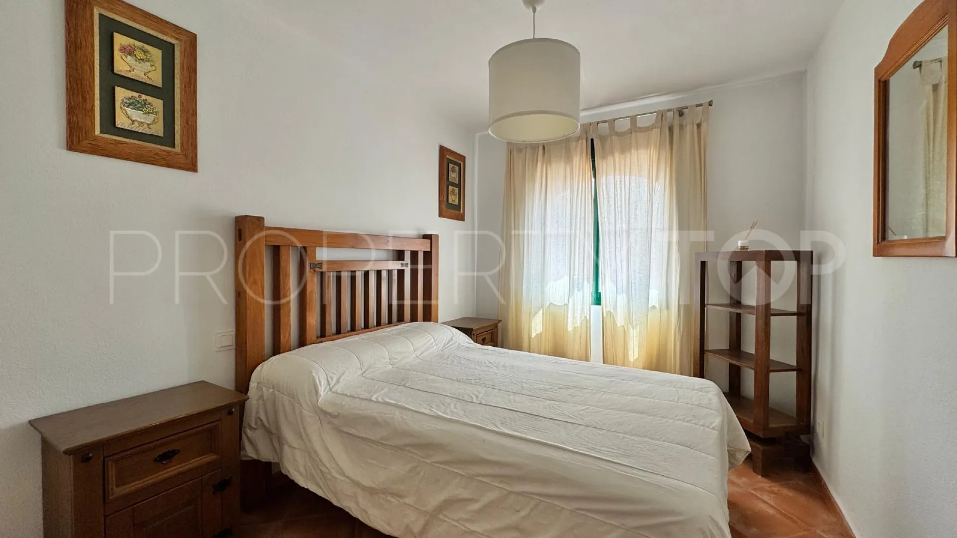 Apartment for sale in Marina de Casares with 2 bedrooms