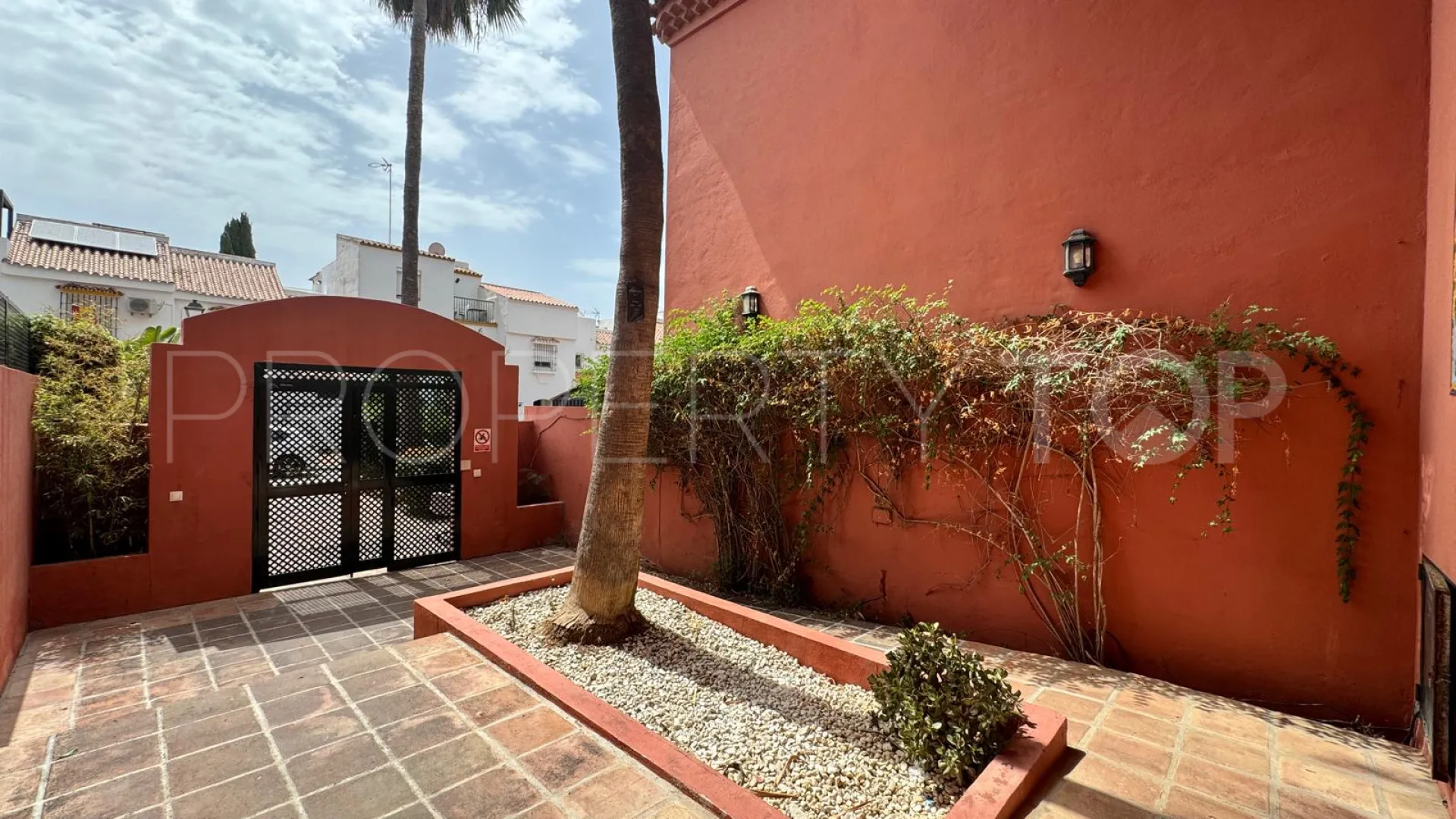 Apartment for sale in Marina de Casares with 2 bedrooms