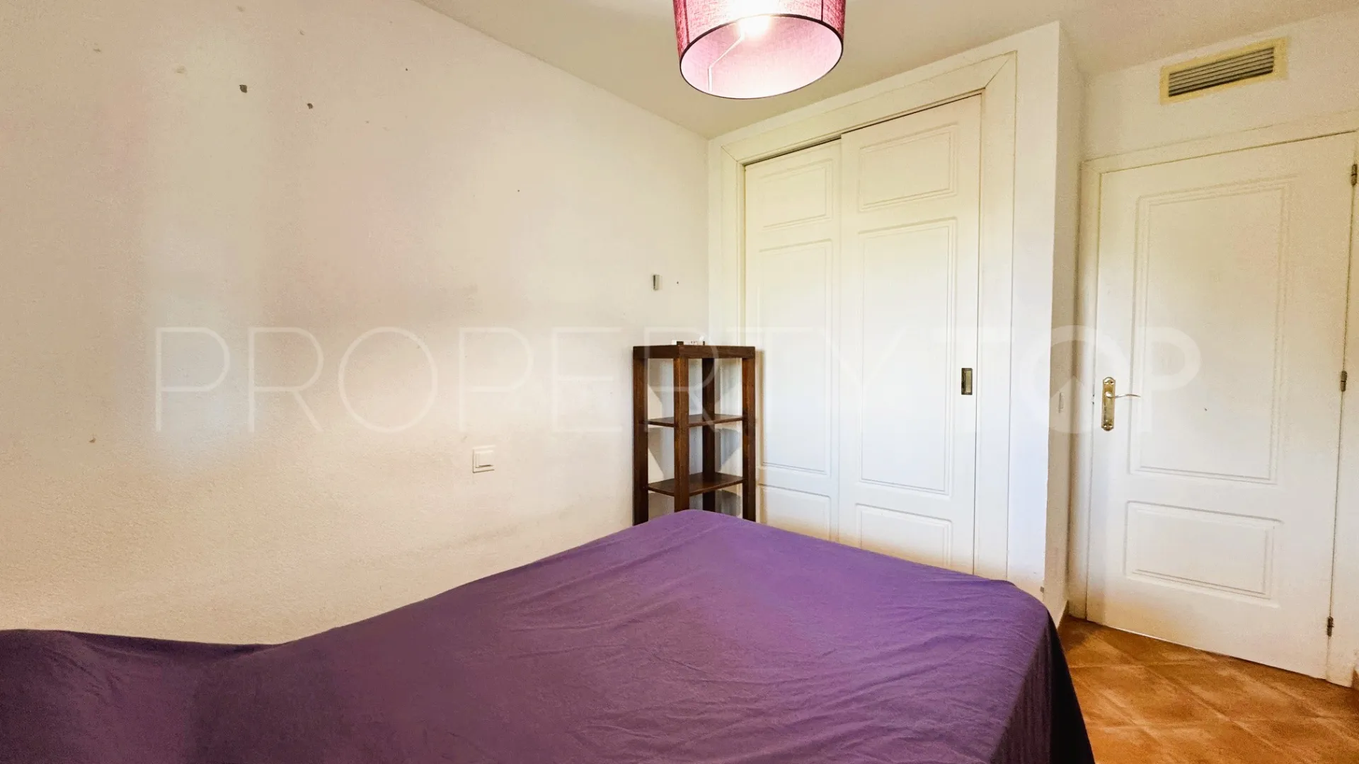 Marina de Casares, apartamento en venta con 2 dormitorios
