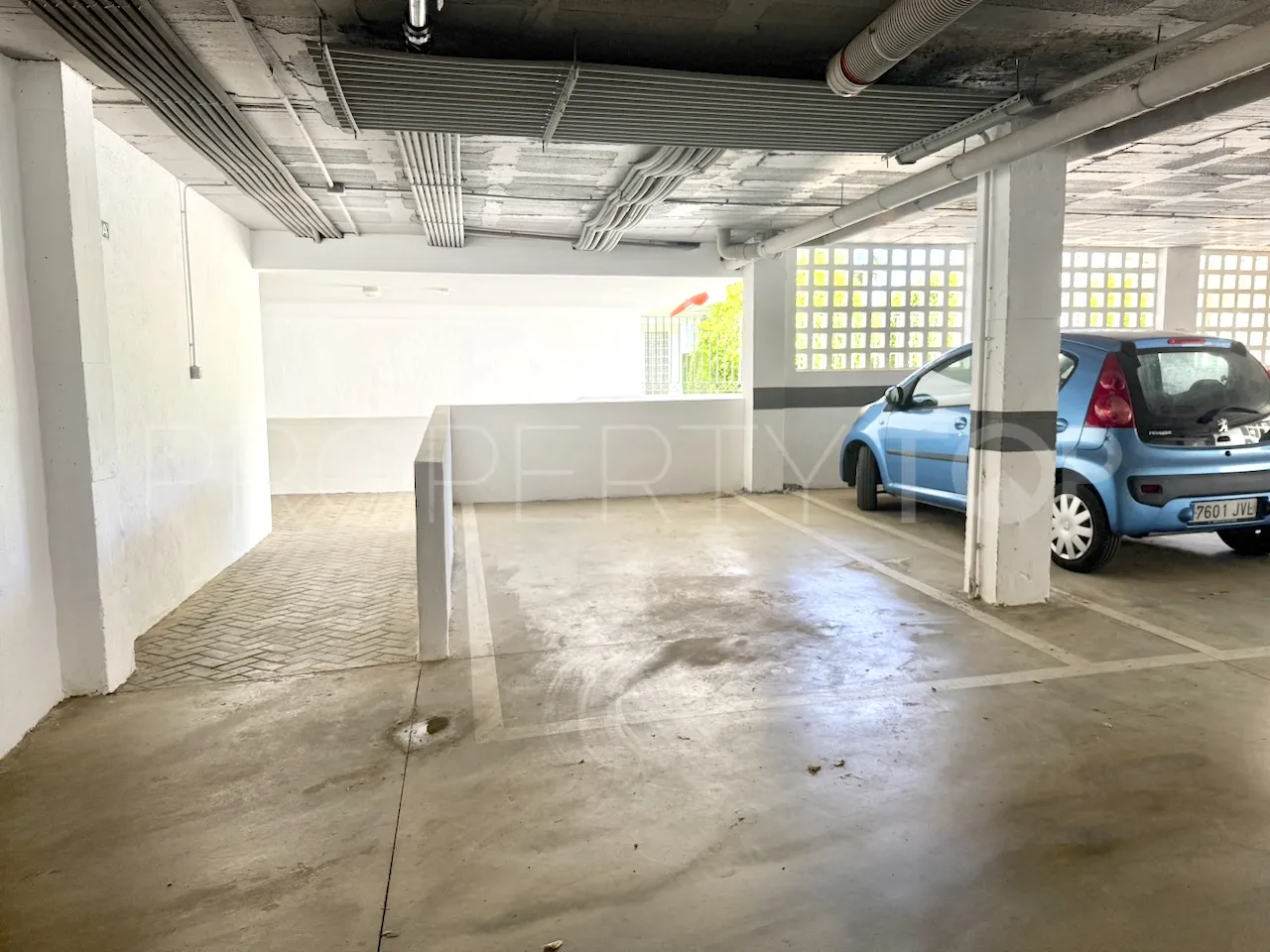 Se vende apartamento en La Mairena de 3 dormitorios