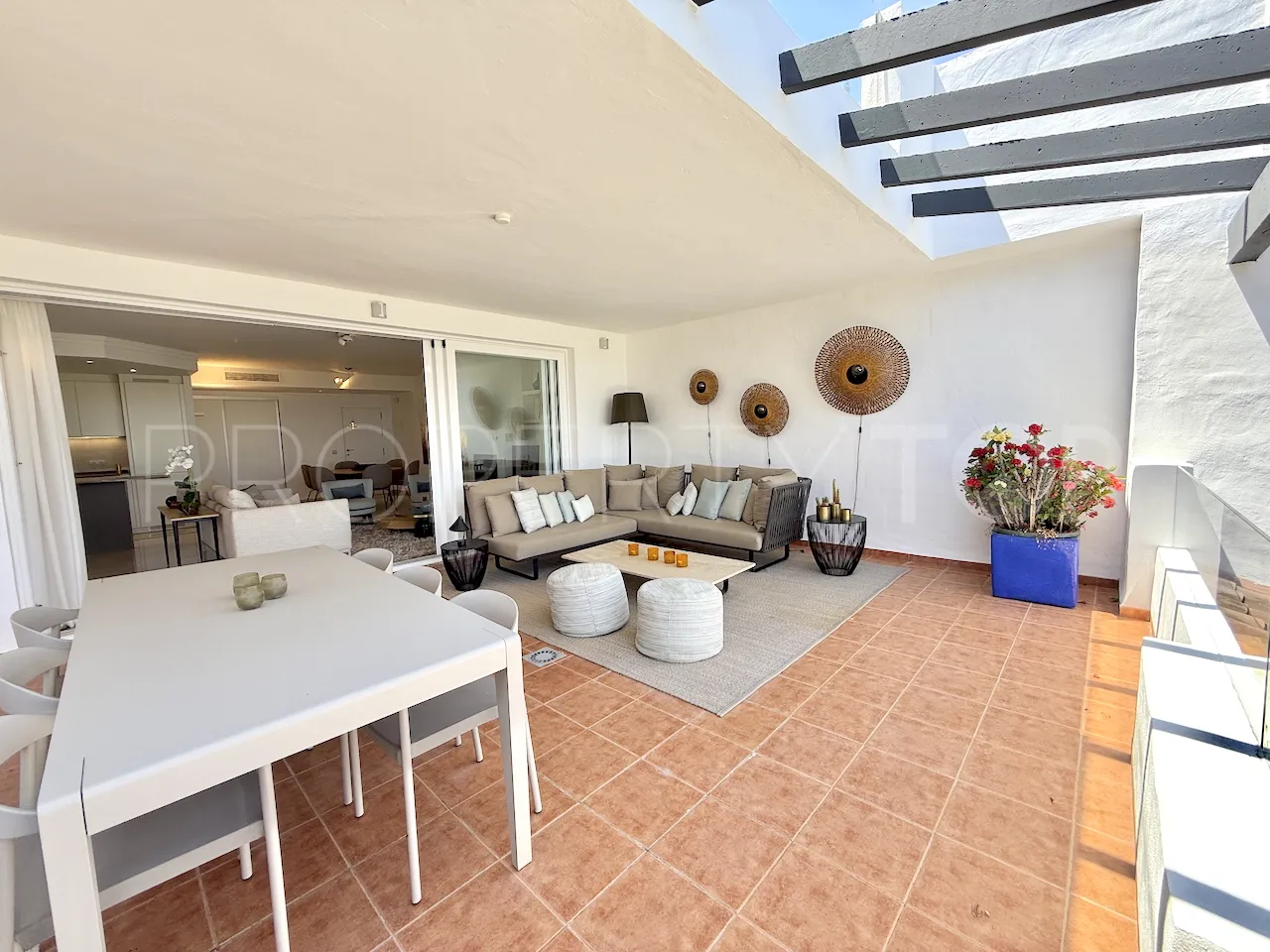 Se vende apartamento en La Mairena de 3 dormitorios
